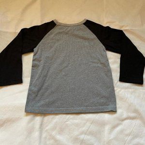 Garanimals Black and Gray Long Sleeve T-Shirt, 5T